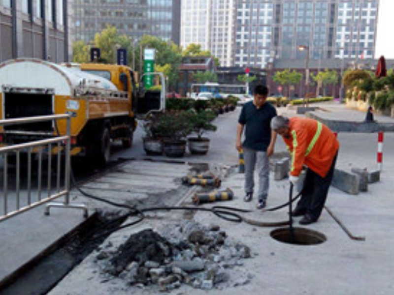 武汉疏通管道电话多少、下水道疏通清淤多少钱、口碑好
