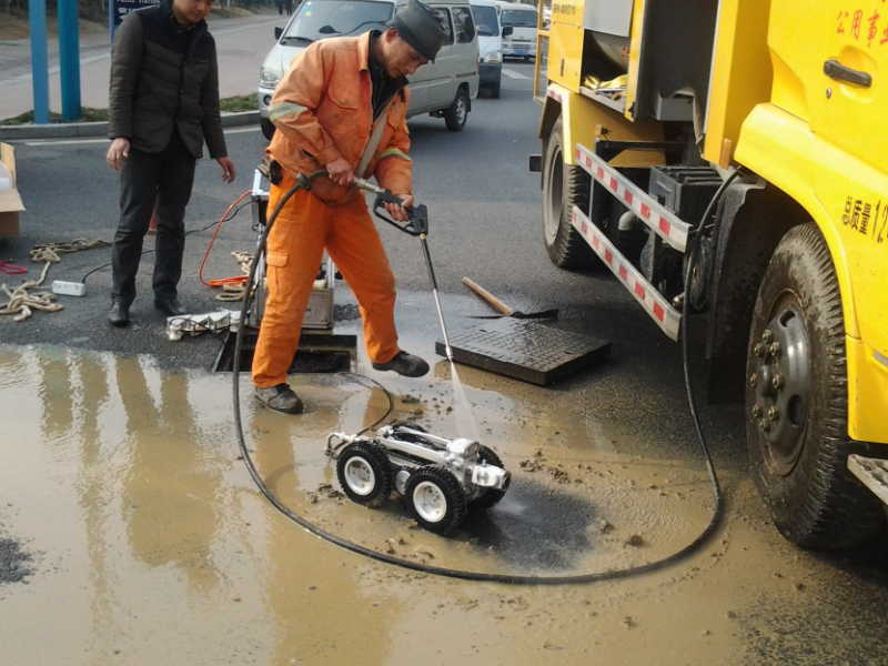 武汉专业管道疏通 水电维修 水管水龙头维修