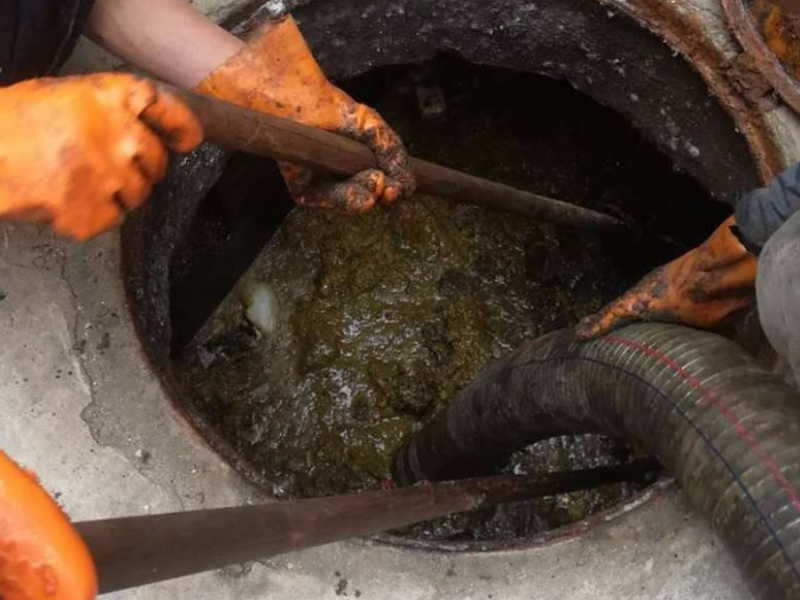 武汉硚口浴缸下水道维修，厕所管道疏通