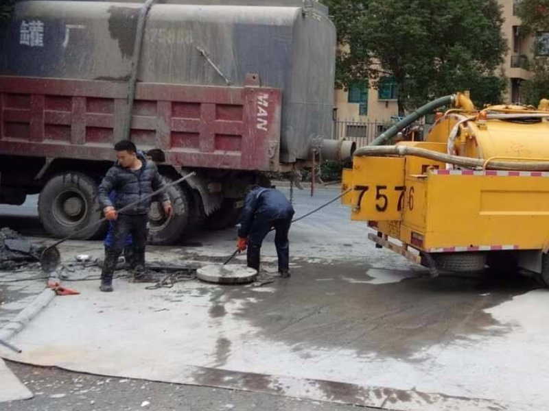 武汉市汉阳区化粪池堵塞怎么办、找专业清理抽粪吸污