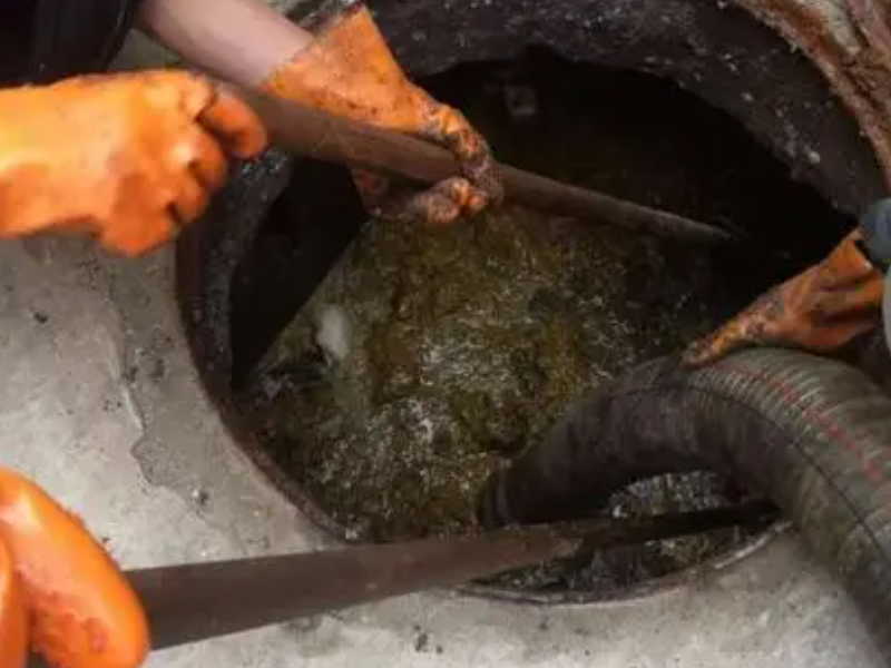 武汉汤逊湖北路专业疏通下水道，马桶疏通维修，清洗