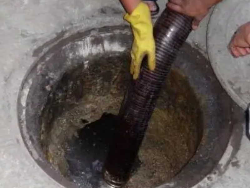 武汉三镇化粪池清理,高压清洗各种管道疏通抽粪抽泥浆
