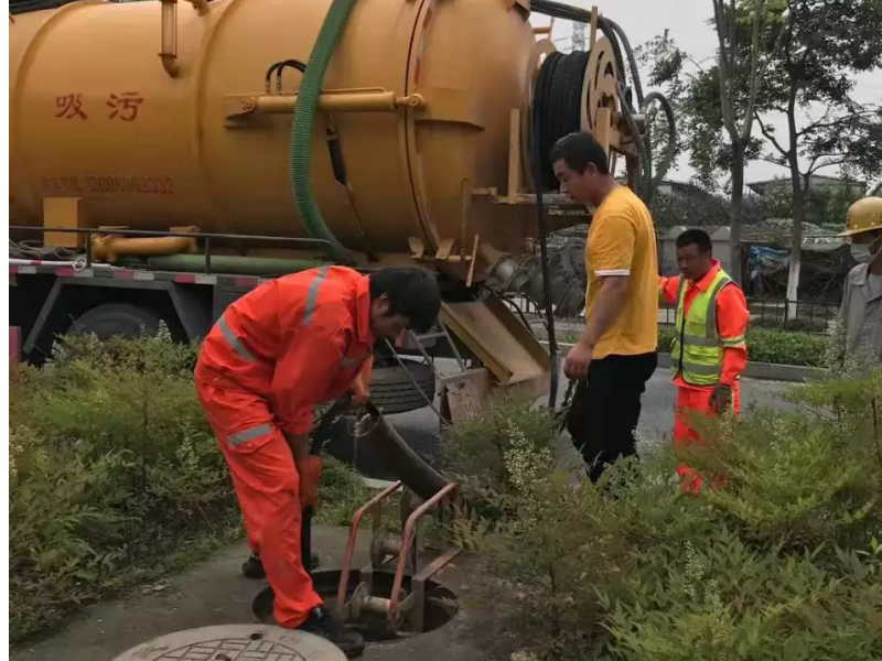 青山区污水管道清淤 武汉管道疏通设备齐全
