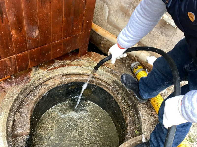 武汉市新洲管道疏通-化粪池抽粪清理-大型管道清洗